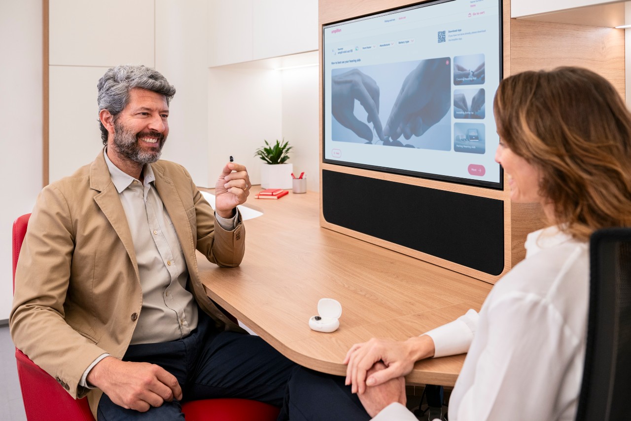 Digital hearing aids connecting to your smart devices