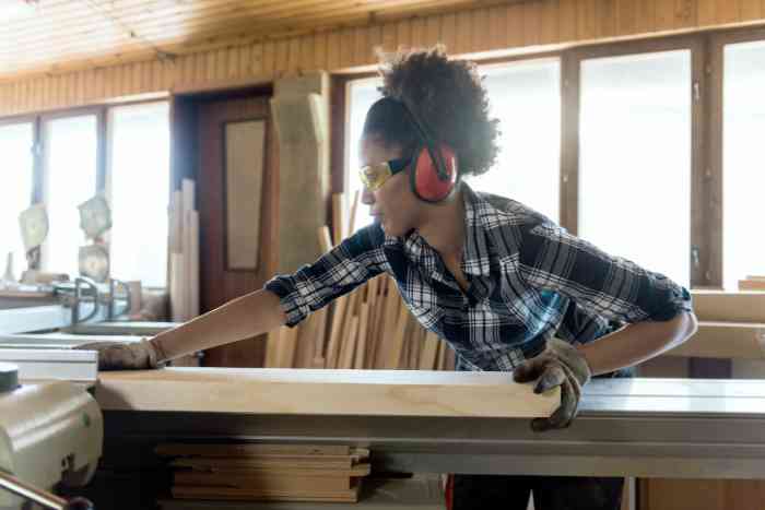 Woman carpenter 