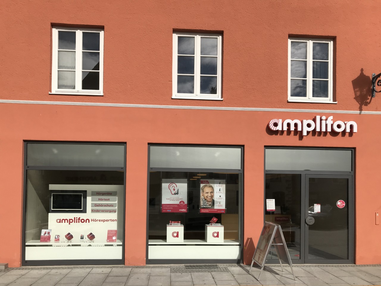 Außenansicht Amplifon Hörgeräte Memmingen
