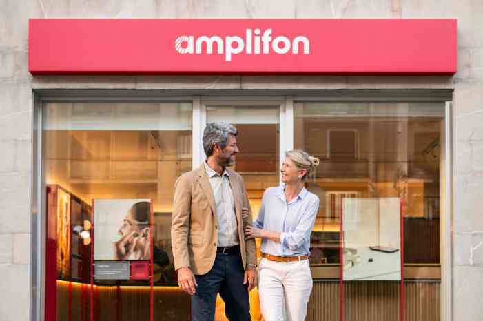hearing test in an amplifon clinic