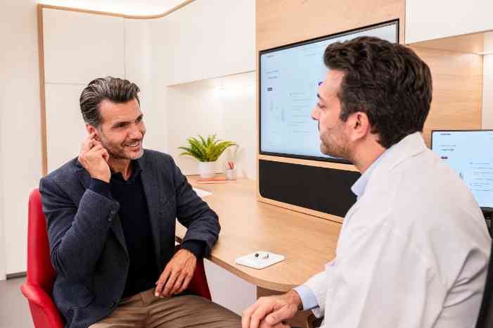 Digital hearing aids connecting to your smart devices