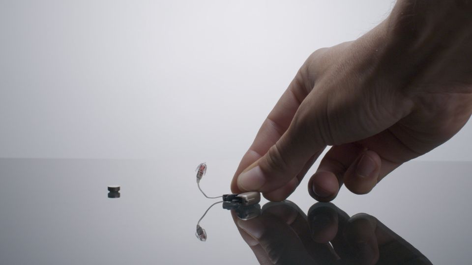 Hearing aid batteries Battery sizes and types Amplifon CA