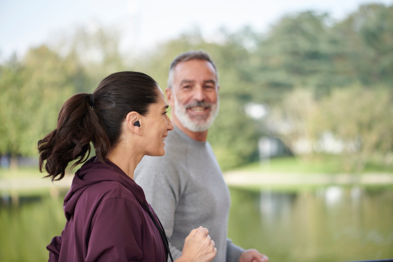 Couple fait du sport ensemble