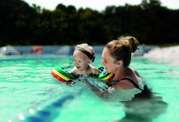 Was sind und wie sehen Ohrfistel aus? Amplifon DE