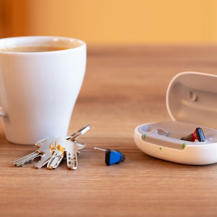 Amplifon Hörgeräte im Etui